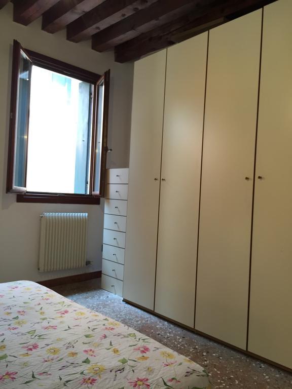 Homesweethome Venice Room photo